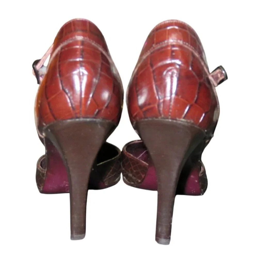 Via Spiga Belladama Crocco Aragon Embossed Italian Leather Pointed Toe Heels 7